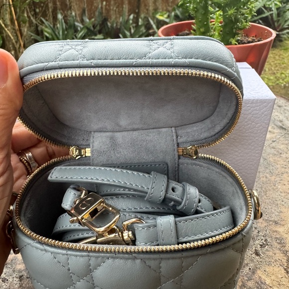 Christian Dior Micro Vanity Case - Picture 9 of 9